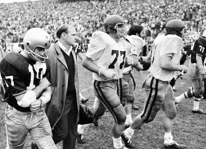 Irish, USC agree to resume football rivalry